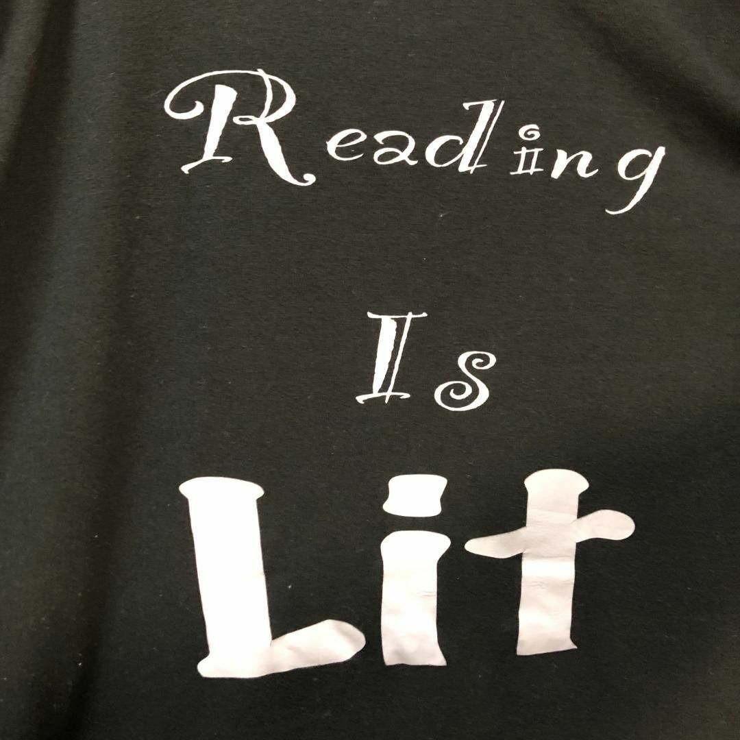 Reading is Lit メッセージ USA輸入 シンプル Tシャツ メンズのトップス(Tシャツ/カットソー(半袖/袖なし))の商品写真