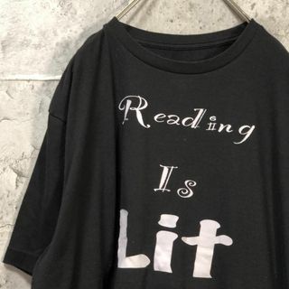 Reading is Lit メッセージ USA輸入 シンプル Tシャツ(Tシャツ/カットソー(半袖/袖なし))