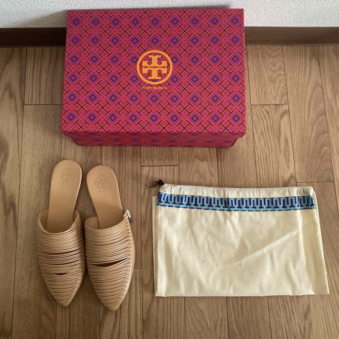 Tory Burch(トリーバーチ)のトリーバーチ TORYBURCH サンダル ベージュ 7サイズ 新品未使用 レディースの靴/シューズ(サンダル)の商品写真