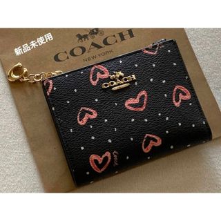 COACH - 新品　COACH コーチ　二つ折り財布　クレヨン　ハート