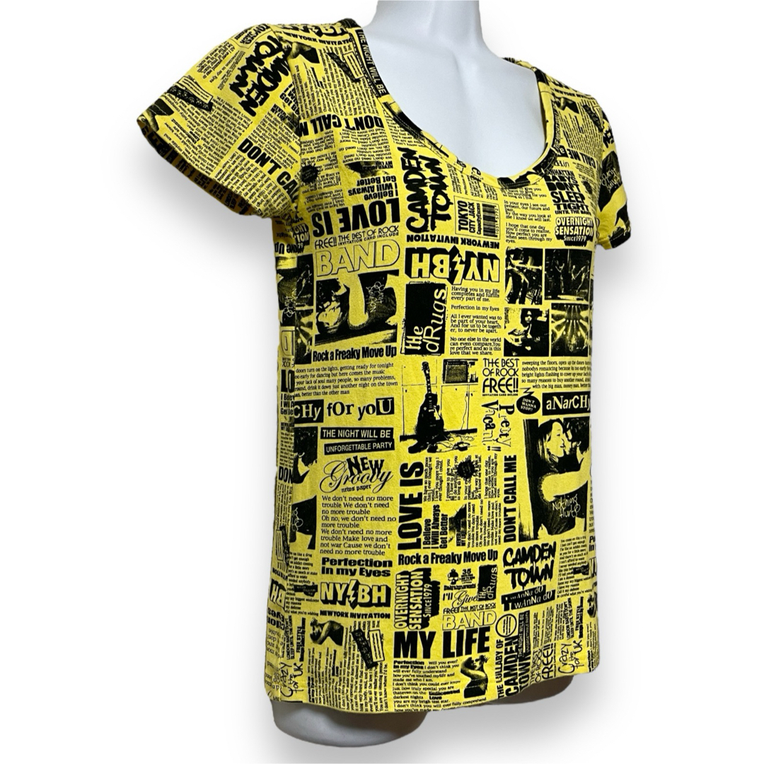 【HoneyDrop】ニュースペーパー柄Tシャツ☆Y2K レディースのトップス(Tシャツ(半袖/袖なし))の商品写真