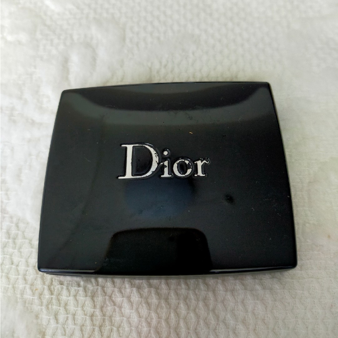 Dior(ディオール)のDior　サンククルール　アイシャドウ　157 マグニファイ コスメ/美容のベースメイク/化粧品(アイシャドウ)の商品写真