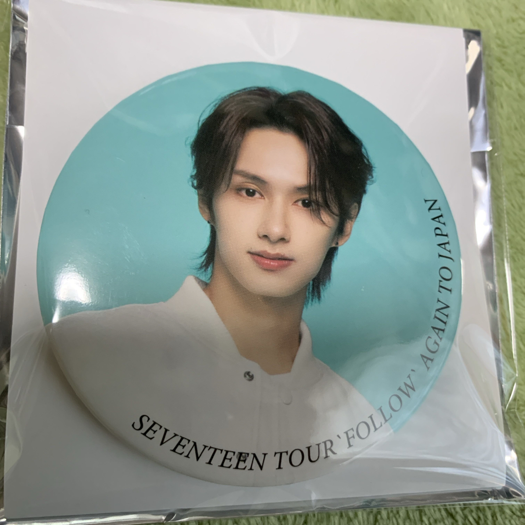 SEVENTEEN(セブンティーン)のSEVENTEEN セブチ Follow JAPAN 缶バッジ  ジュン エンタメ/ホビーのタレントグッズ(アイドルグッズ)の商品写真