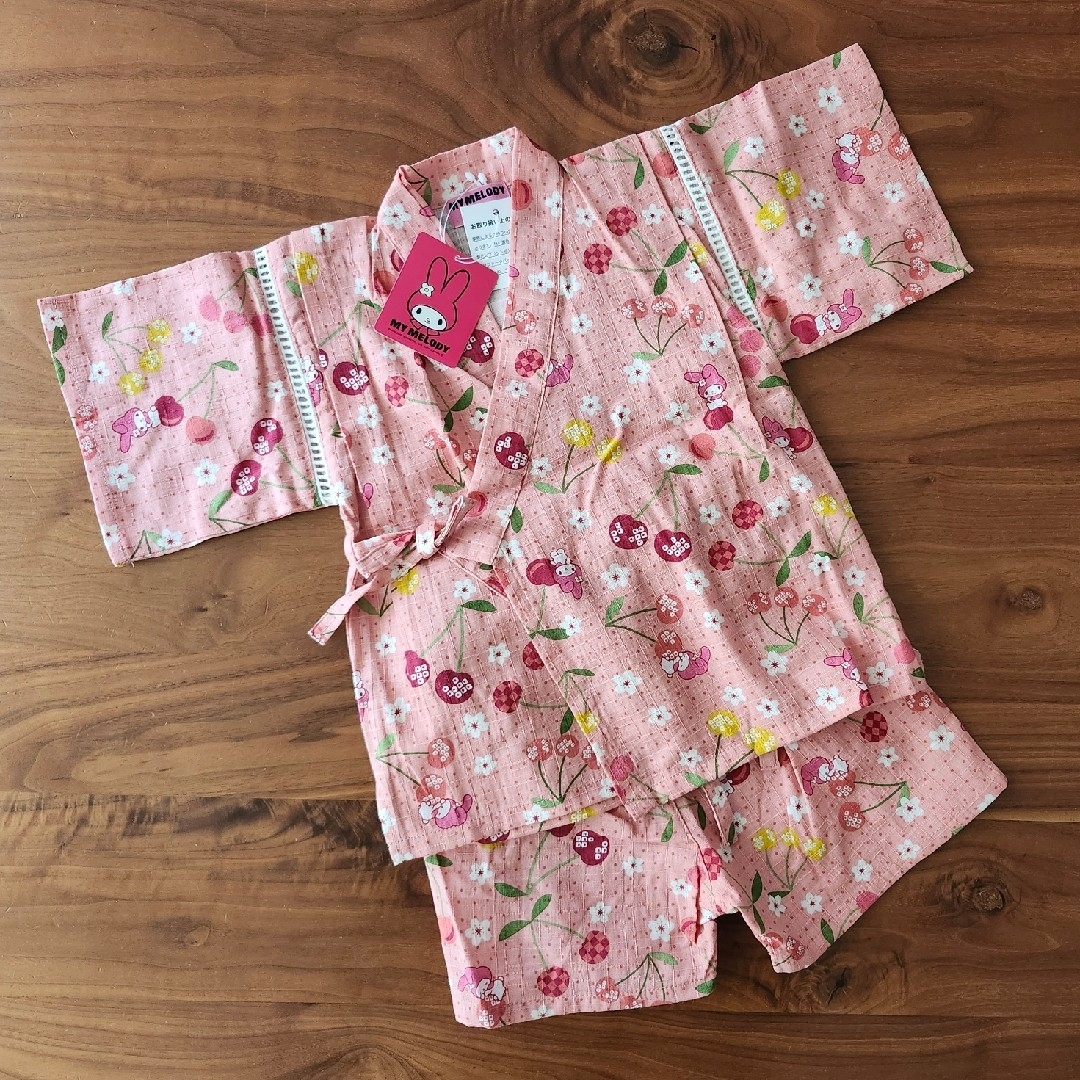 マイメロディ(マイメロディ)の新品　90cm　My Melody　甚平　チェリー キッズ/ベビー/マタニティのキッズ服女の子用(90cm~)(甚平/浴衣)の商品写真