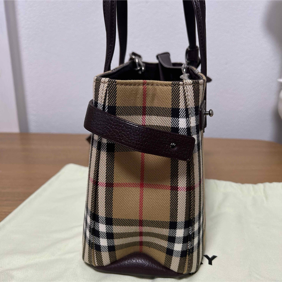 BURBERRY(バーバリー)の⭐︎正規品BURBERRY⭐︎バーバリー ショルダーバッグ ハンドバッグ レディースのバッグ(ショルダーバッグ)の商品写真