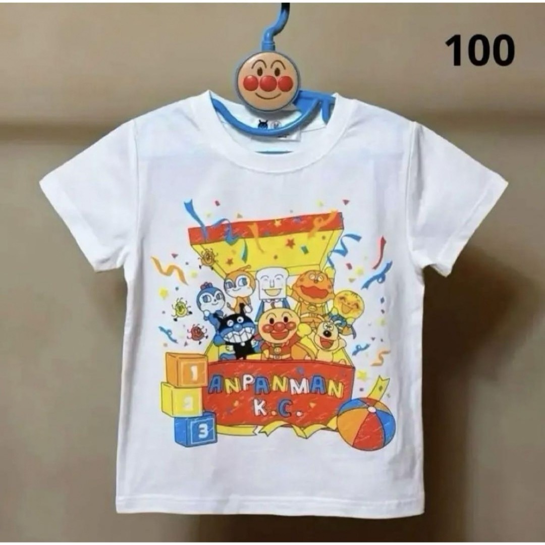 【新品】アンパンマン　子供Tシャツ　半袖　100 おもちゃ箱 キッズ/ベビー/マタニティのキッズ服女の子用(90cm~)(Tシャツ/カットソー)の商品写真