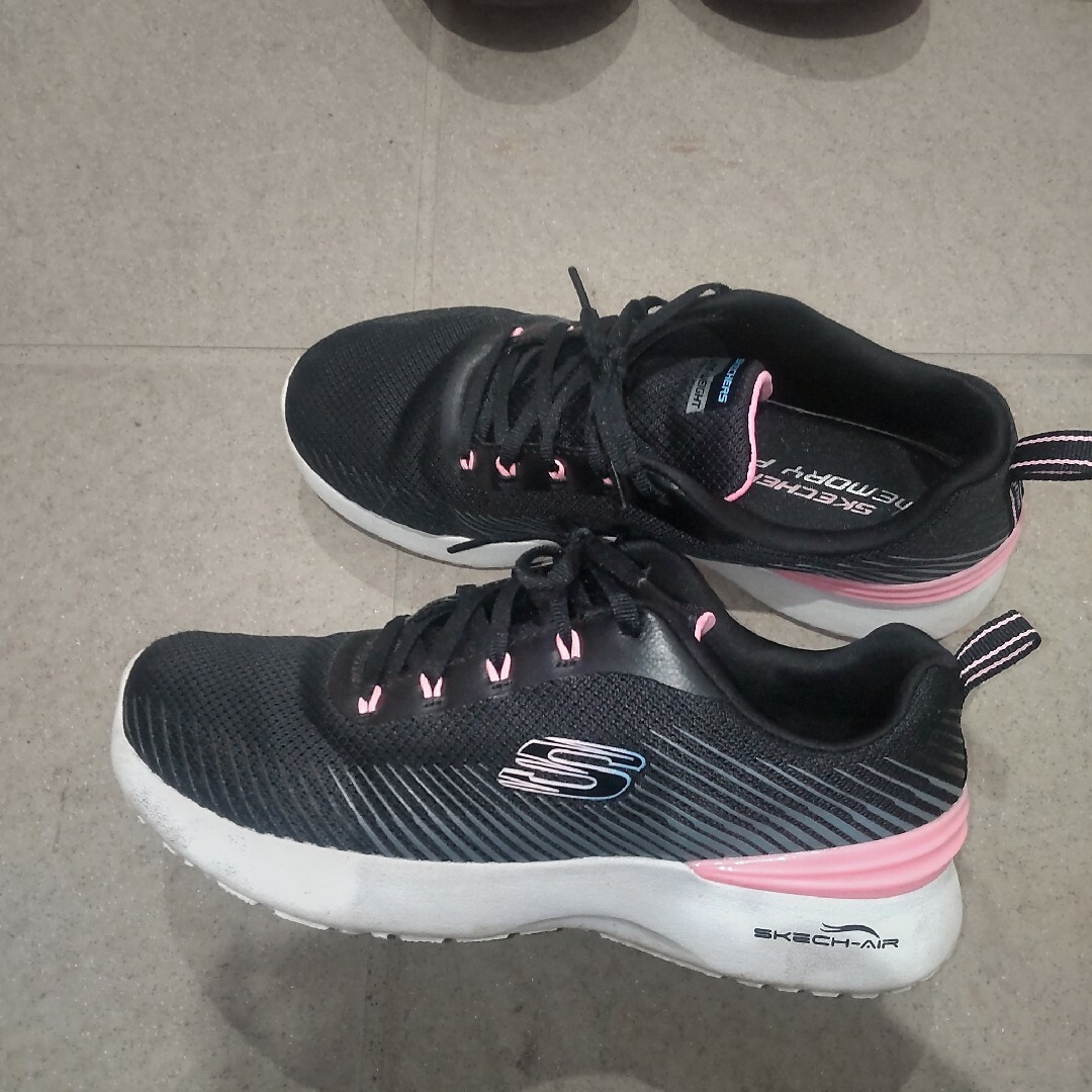 SKECHERS(スケッチャーズ)の女性用シューズ レディースの靴/シューズ(スニーカー)の商品写真