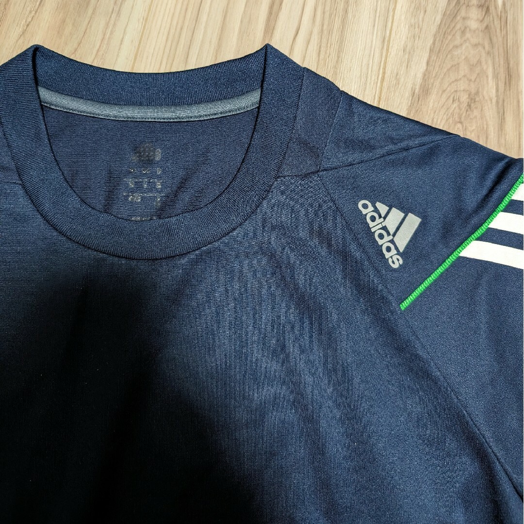 adidas(アディダス)のアディダス　adidas　クライマSSTシャツ　ネイビー　3本線　サイズM メンズのトップス(Tシャツ/カットソー(半袖/袖なし))の商品写真