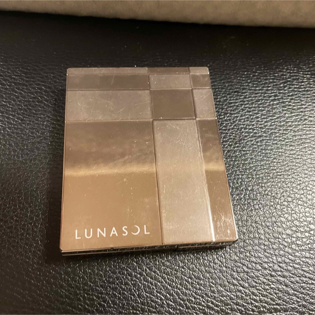 LUNASOL(ルナソル)のルナソル　オーシャンシーンアイズ　04 コスメ/美容のベースメイク/化粧品(アイシャドウ)の商品写真