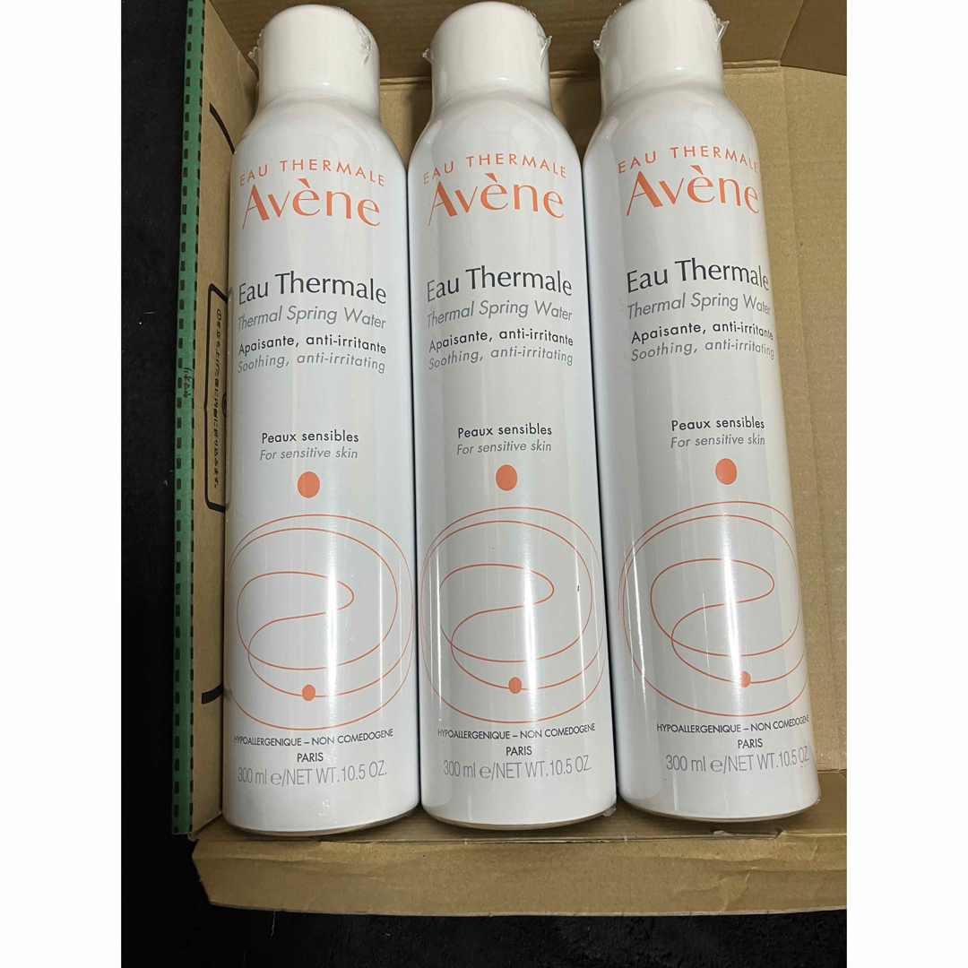 Avene(アベンヌ)のアベンヌ ウォーター 300g×3 コスメ/美容のスキンケア/基礎化粧品(化粧水/ローション)の商品写真