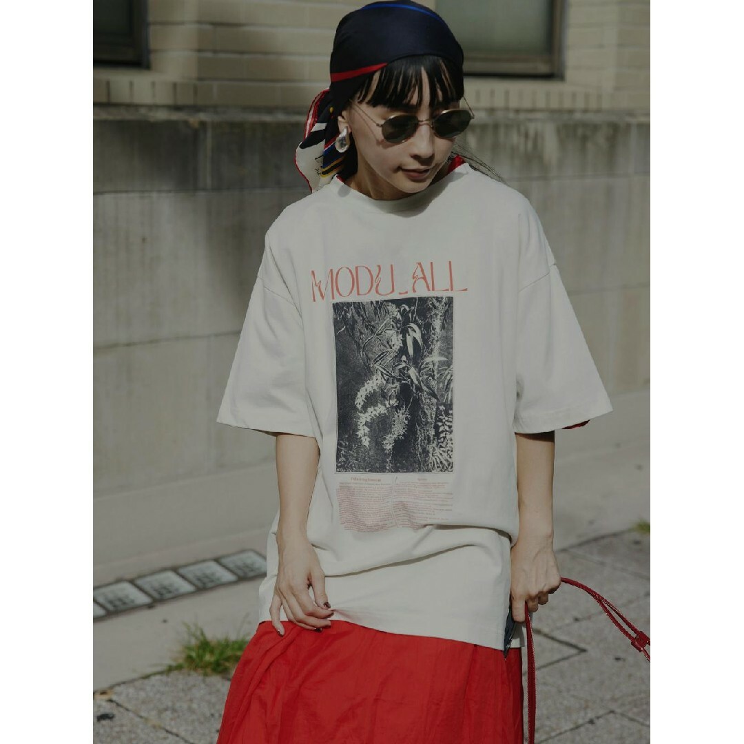 Ameri VINTAGE(アメリヴィンテージ)のAmeri Vintage 24SS CONCEPT PRINT TEE レディースのトップス(Tシャツ(半袖/袖なし))の商品写真