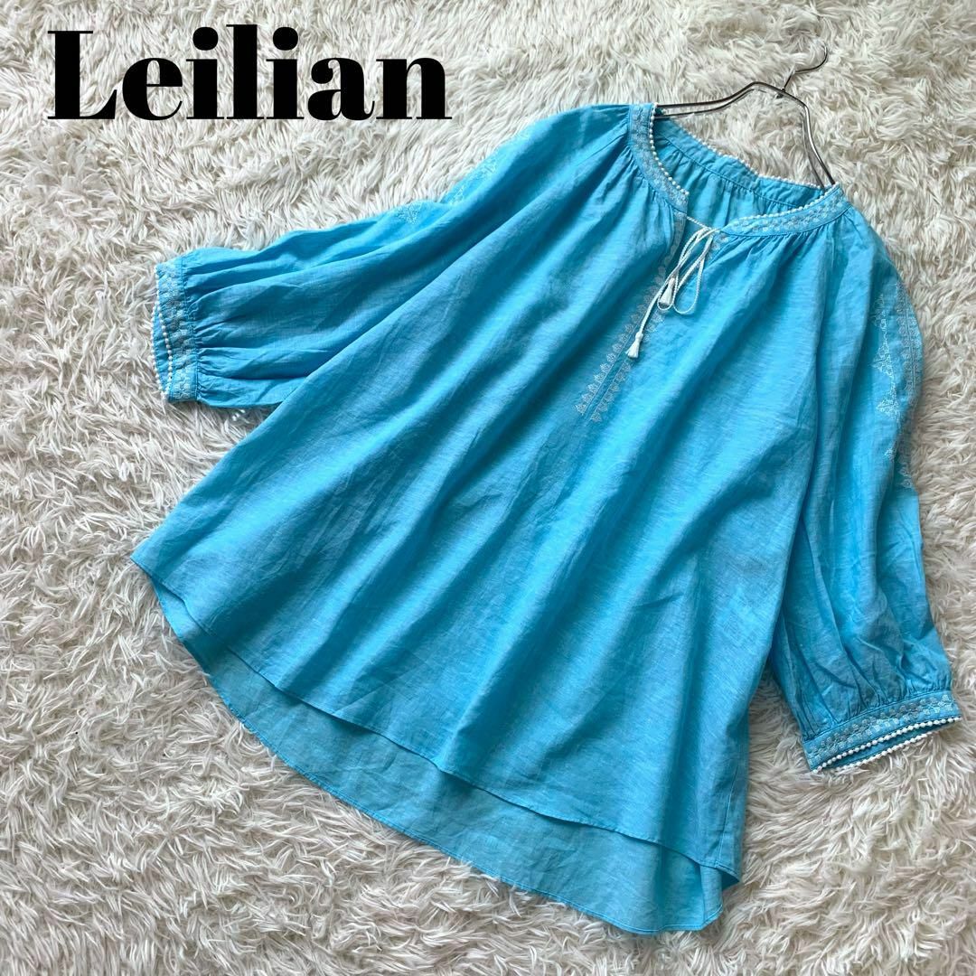 leilian(レリアン)のleilian レリアン　刺繍ブラウス　ブルー　青　カットワーク レディースのトップス(シャツ/ブラウス(長袖/七分))の商品写真