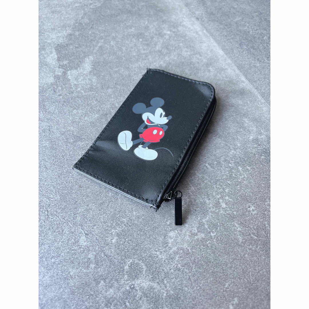 Disney(ディズニー)のMickey スマート　財布 レディースのファッション小物(財布)の商品写真