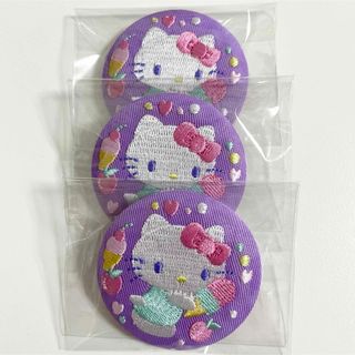 サンリオ(サンリオ)の＊未使用＊ サンリオ SANRIO ハローキティ 刺繍缶バッジ(バッジ/ピンバッジ)