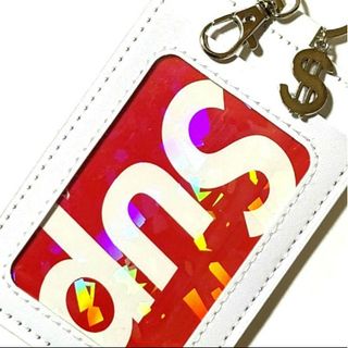 Supreme(パスケース/IDカードホルダー)のフリマアイテム一覧 Supreme(パスケース/IDカードホルダー)のフリマアイテム一覧