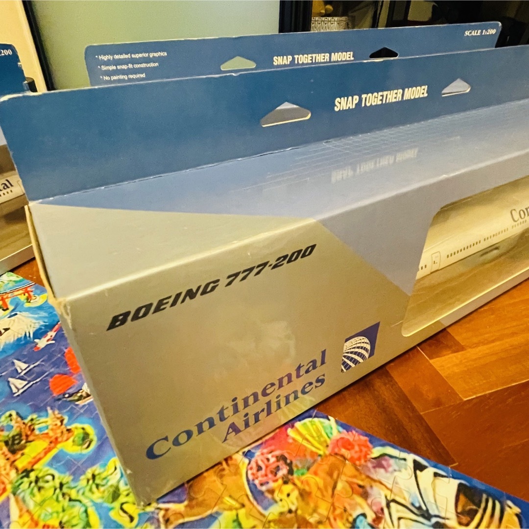 未使用 BOEING 777-200 continental エンタメ/ホビーのおもちゃ/ぬいぐるみ(模型/プラモデル)の商品写真