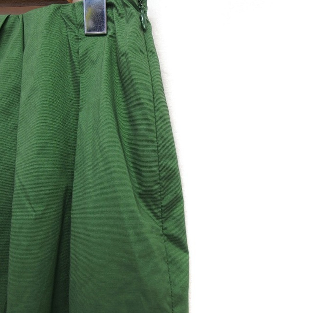 コラージュ ガリャルダガランテ タック フレアスカート ひざ丈 無地 綿混 38 レディースのスカート(ひざ丈スカート)の商品写真