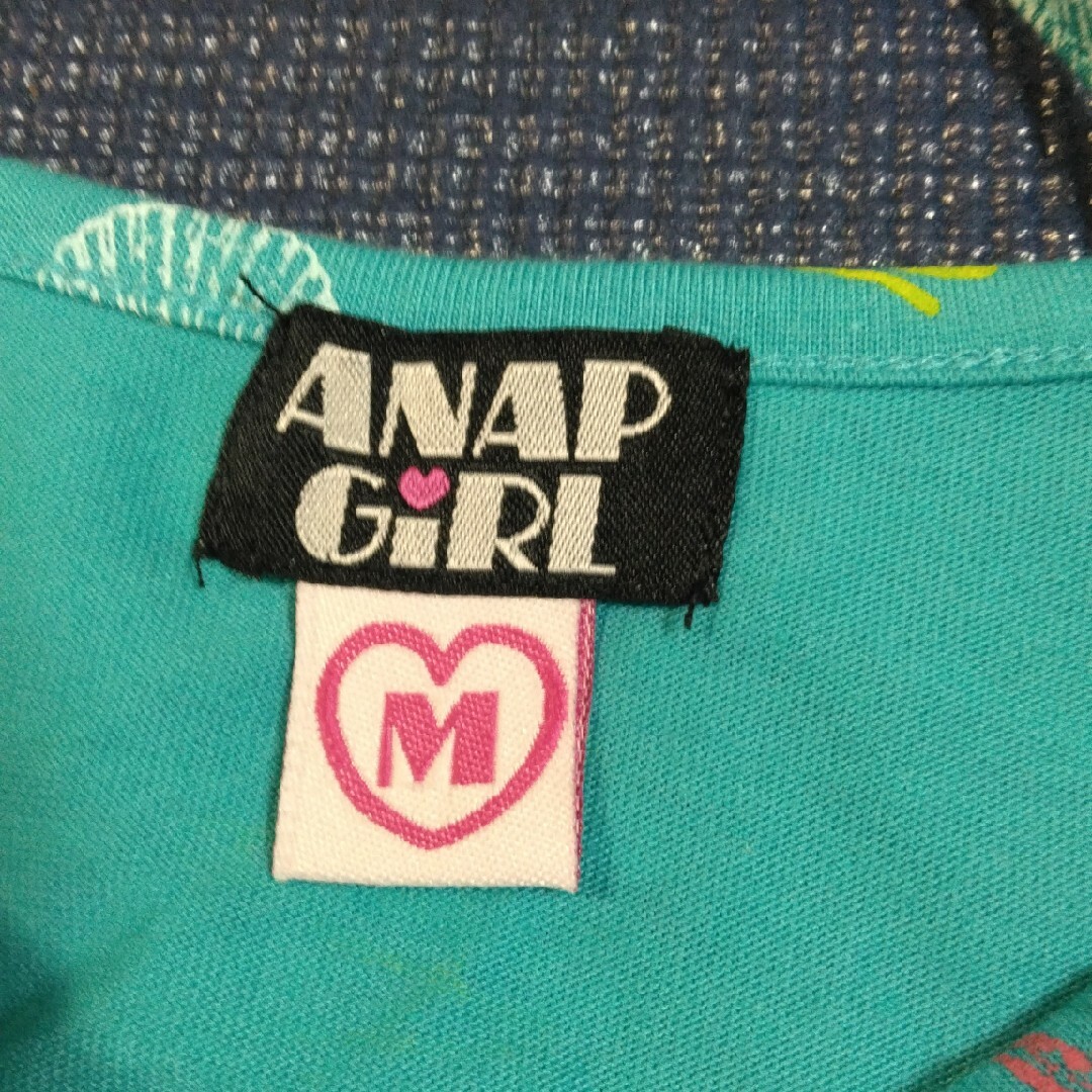 ANAP GiRL(アナップガール)のアナップガール　重ね着用キャミソールM ビスチェ　Tシャツ　UNIQLO　GU キッズ/ベビー/マタニティのキッズ服女の子用(90cm~)(Tシャツ/カットソー)の商品写真