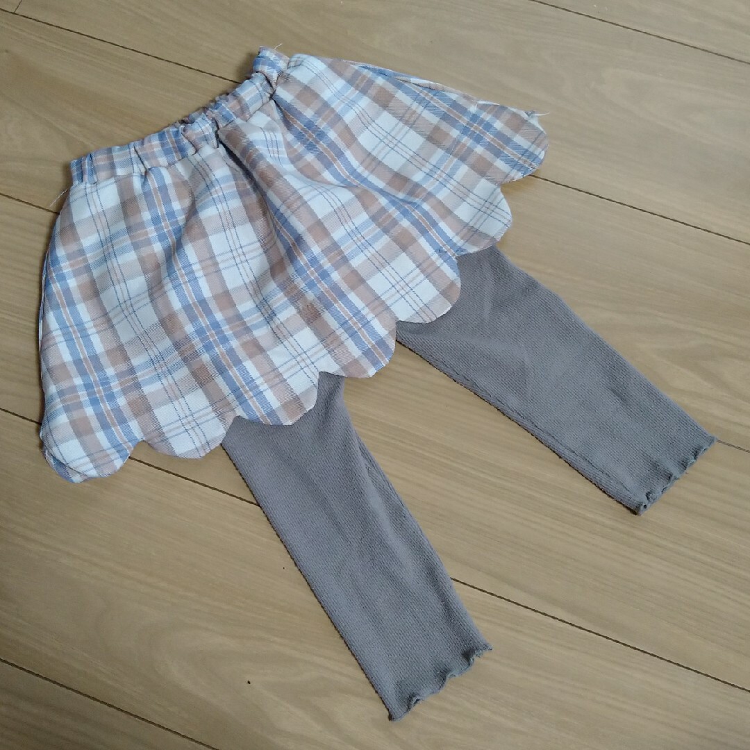 スカッツ　90 キッズ/ベビー/マタニティのキッズ服女の子用(90cm~)(パンツ/スパッツ)の商品写真