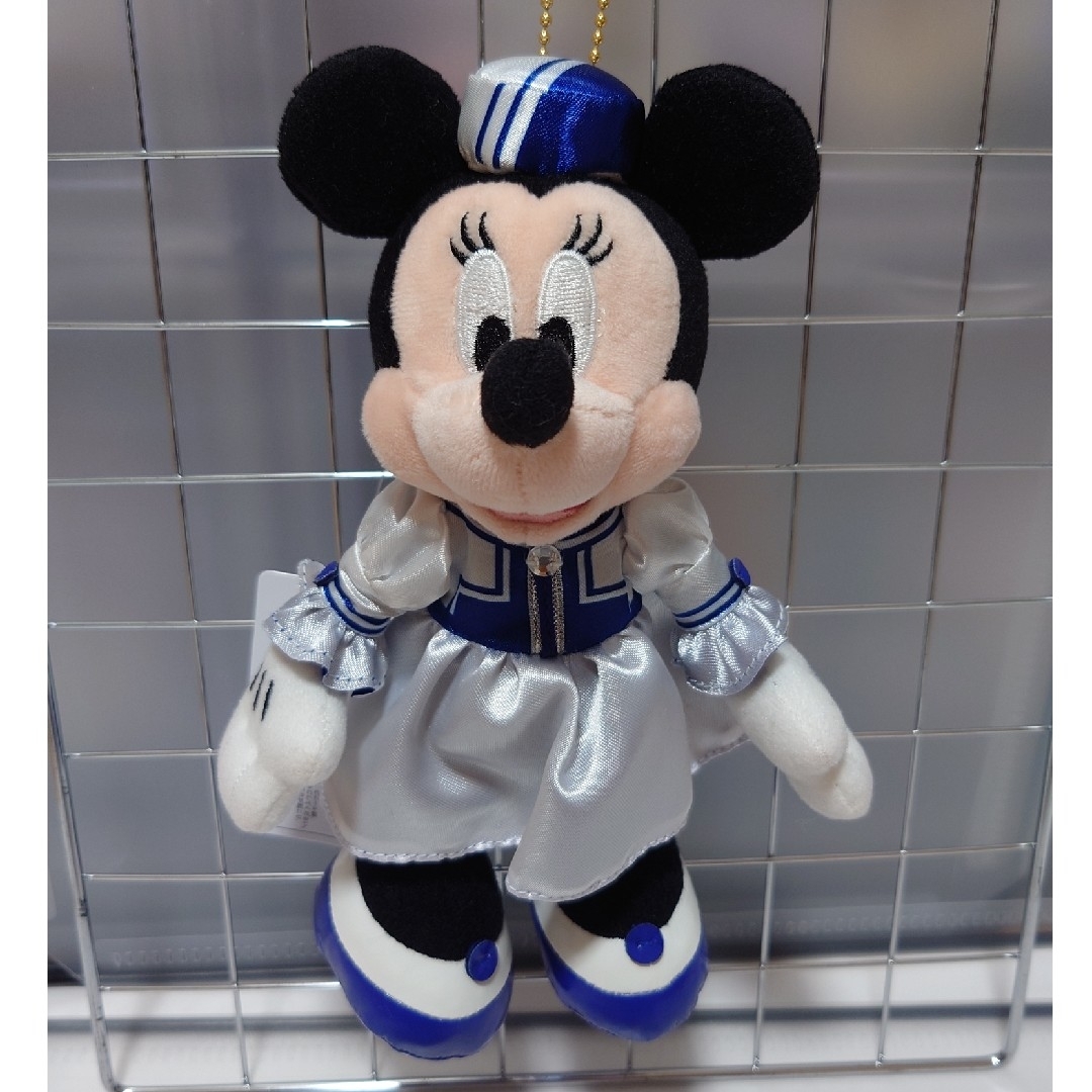 Disney(ディズニー)のﾃﾞｨｽﾞﾆｰｱﾝﾊﾞｻﾀﾞｰﾎﾃﾙ ﾐｷﾐﾆぬいぐるみﾊﾞｯｼﾞ【２体】 エンタメ/ホビーのおもちゃ/ぬいぐるみ(キャラクターグッズ)の商品写真