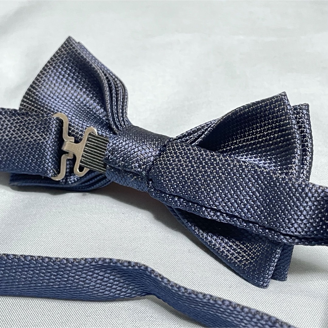 紺色 ネイビー 光沢 蝶ネクタイ 韓国製 メンズのファッション小物(ネクタイ)の商品写真