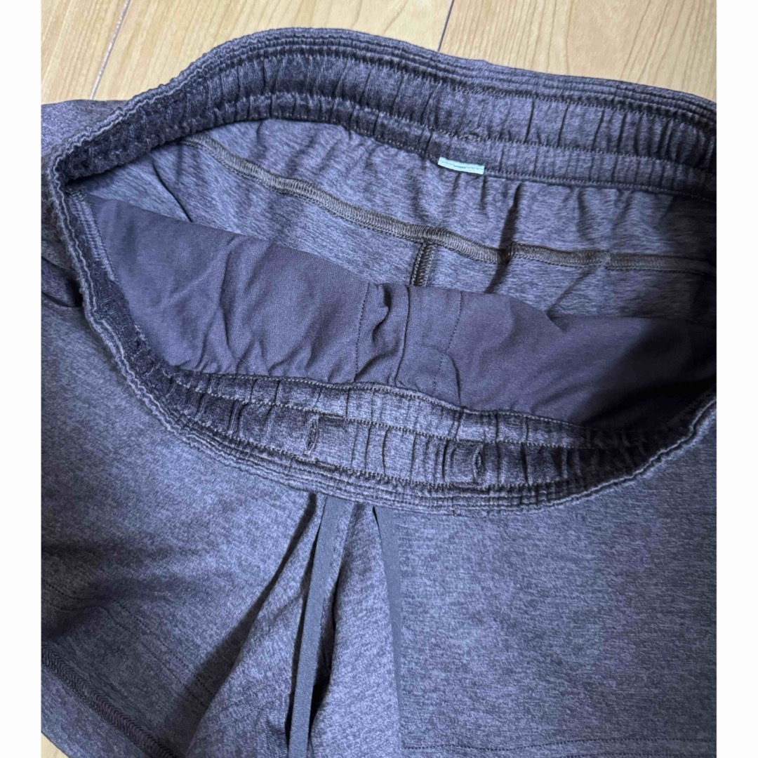 lululemon(ルルレモン)のルルレモン　lululemon ブラウン　ショートパンツ　ヨガ　ジム　ピラティス メンズのパンツ(ショートパンツ)の商品写真