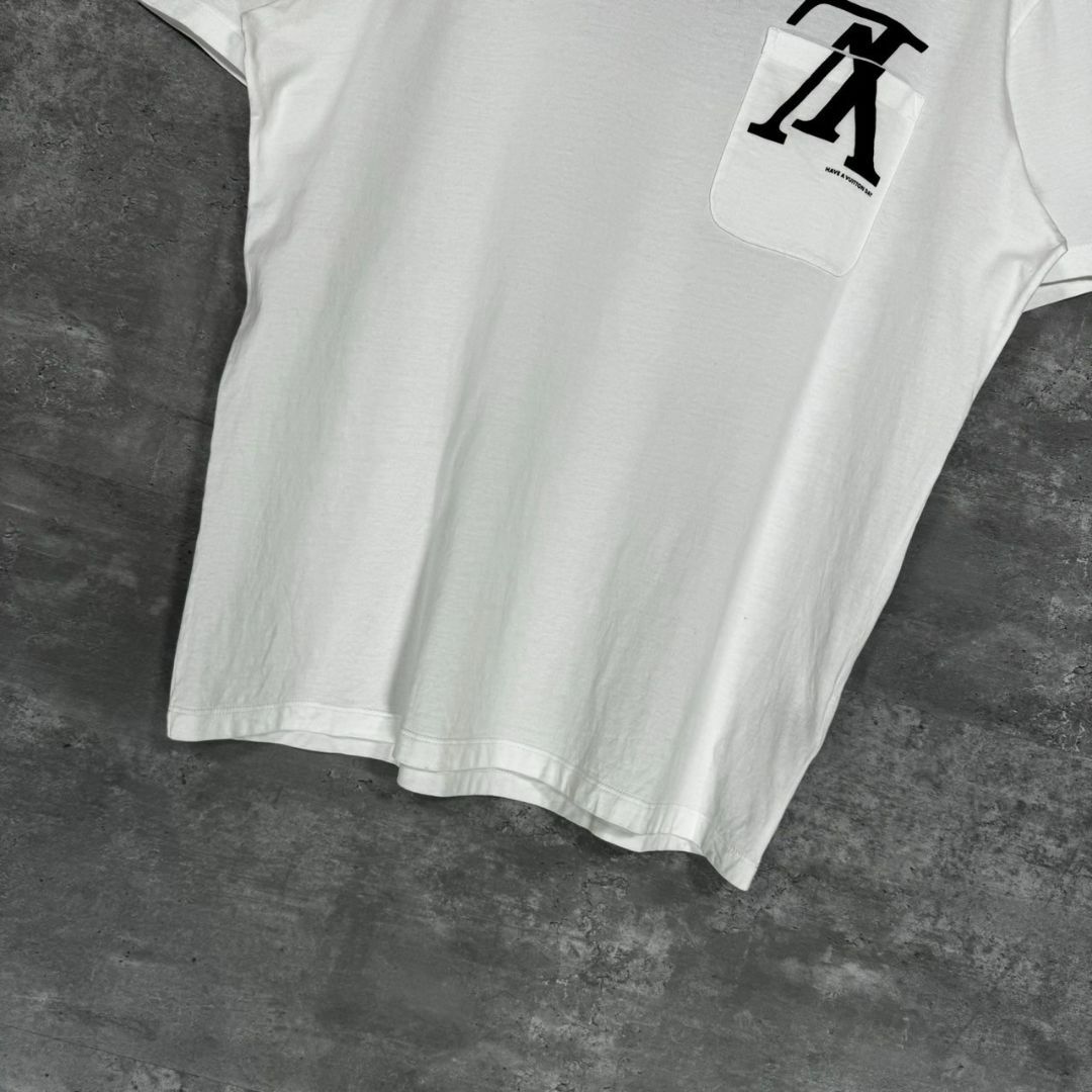 LOUIS VUITTON(ルイヴィトン)の『LOUIS VUITTON』ルイヴィトン (M) プリントTシャツ メンズのトップス(Tシャツ/カットソー(半袖/袖なし))の商品写真