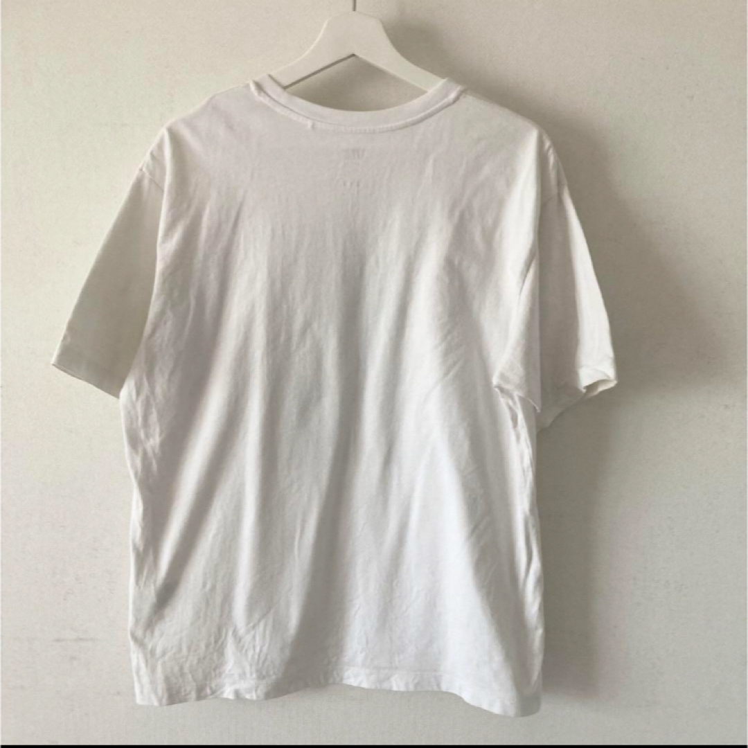 UNIQLO(ユニクロ)のユニクロ　半袖　ディズニー ミッキー　アート　 吉田ユニ  白　Tシャツ レディースのトップス(Tシャツ(半袖/袖なし))の商品写真