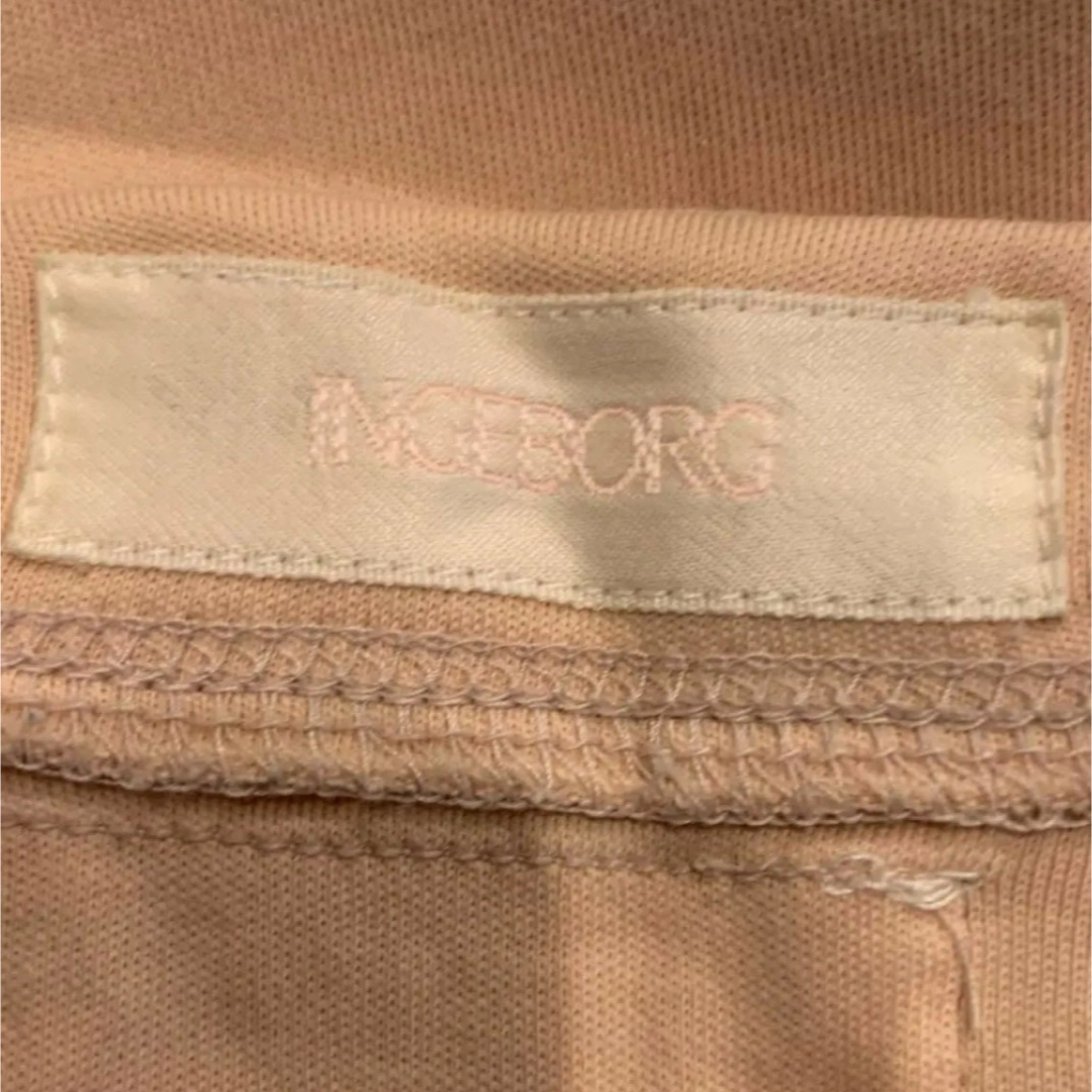 INGEBORG(インゲボルグ)のINGEBORG   ピンクベージュ半袖Tシャツ レディースのトップス(Tシャツ(半袖/袖なし))の商品写真