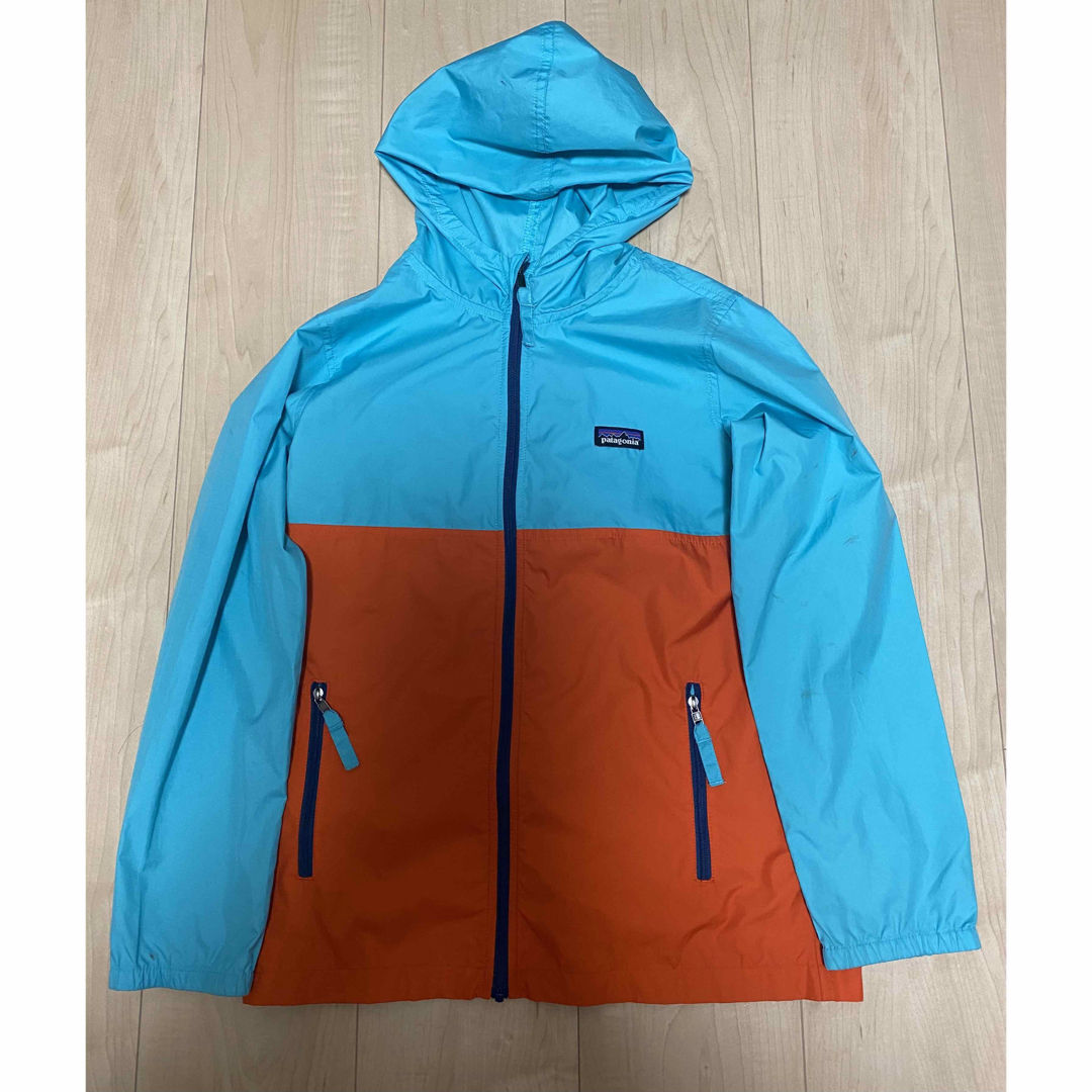 patagonia(パタゴニア)のパタゴニア・キッズジャケットM キッズ/ベビー/マタニティのキッズ服男の子用(90cm~)(ジャケット/上着)の商品写真