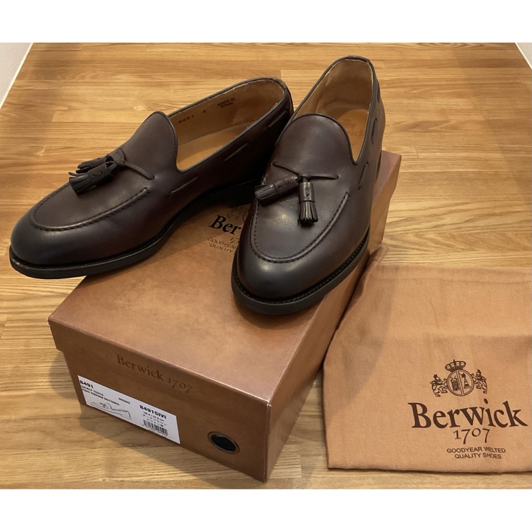 Berwick(バーウィック)のバーウィック　8491 タッセルローファー　ダークブラウン　8size メンズの靴/シューズ(スリッポン/モカシン)の商品写真