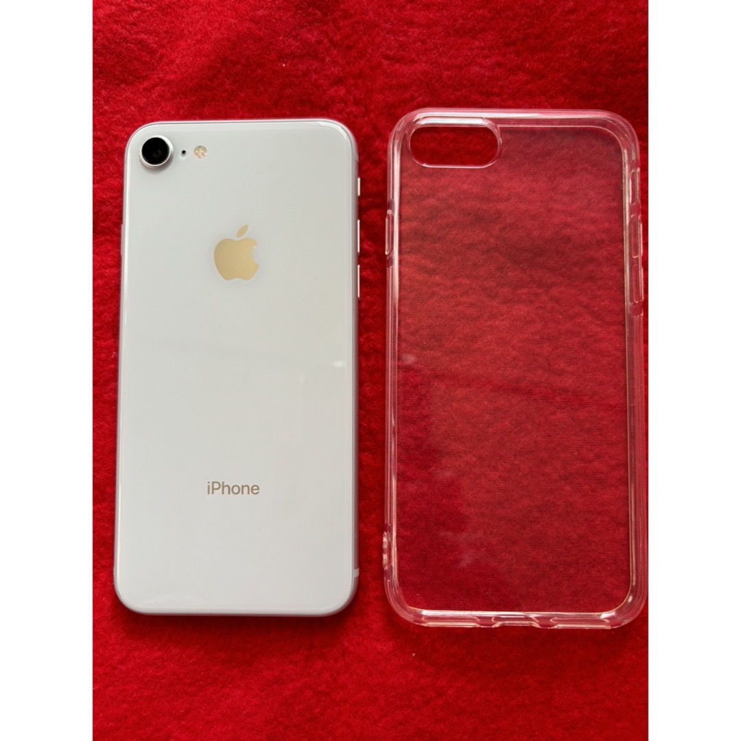 Apple(アップル)のiPhone 8  【美品】 スマホ/家電/カメラのスマートフォン/携帯電話(スマートフォン本体)の商品写真