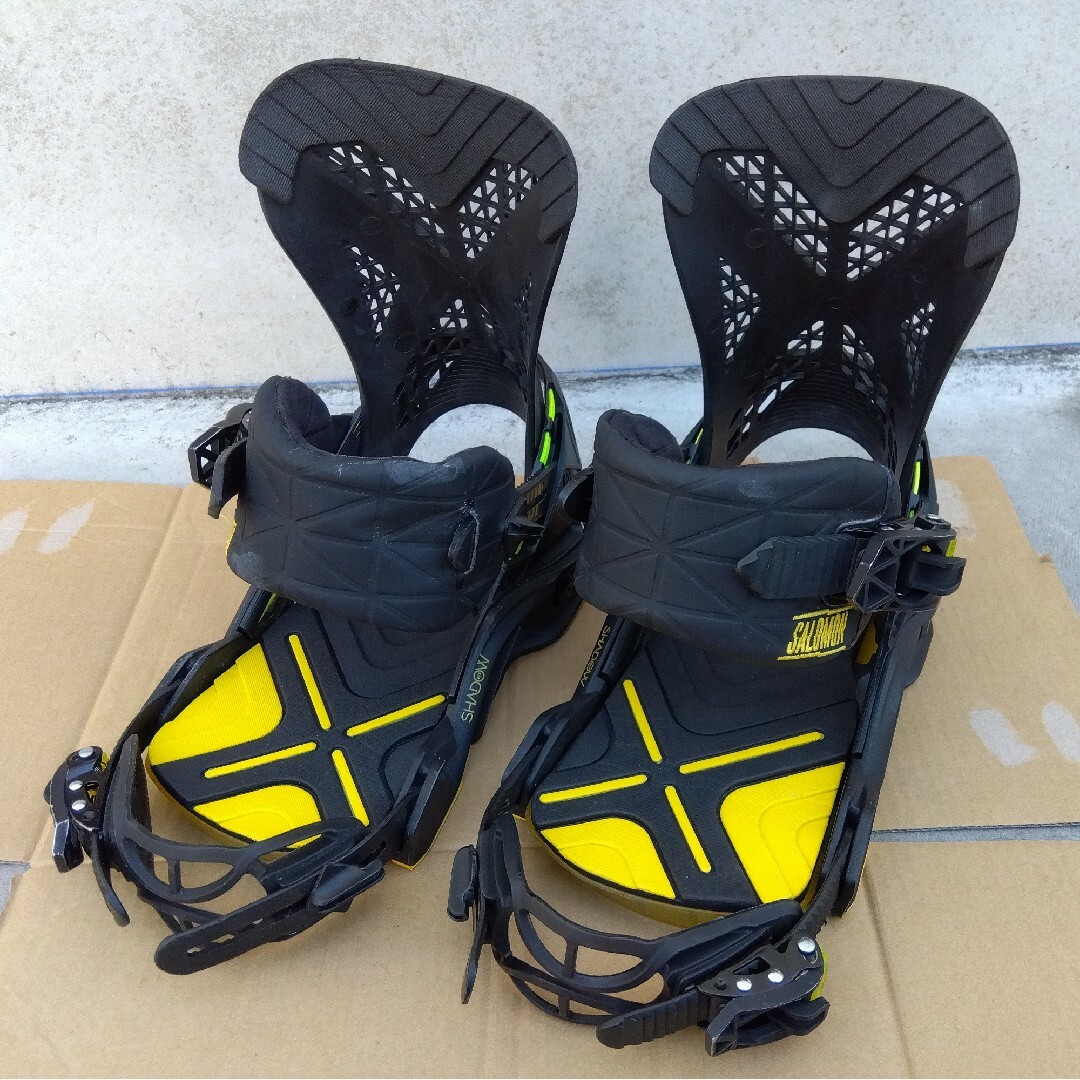 SALOMON(サロモン)のSALOMON DEFENDER★ SHADOW FIT　Sサイズ スポーツ/アウトドアのスノーボード(バインディング)の商品写真