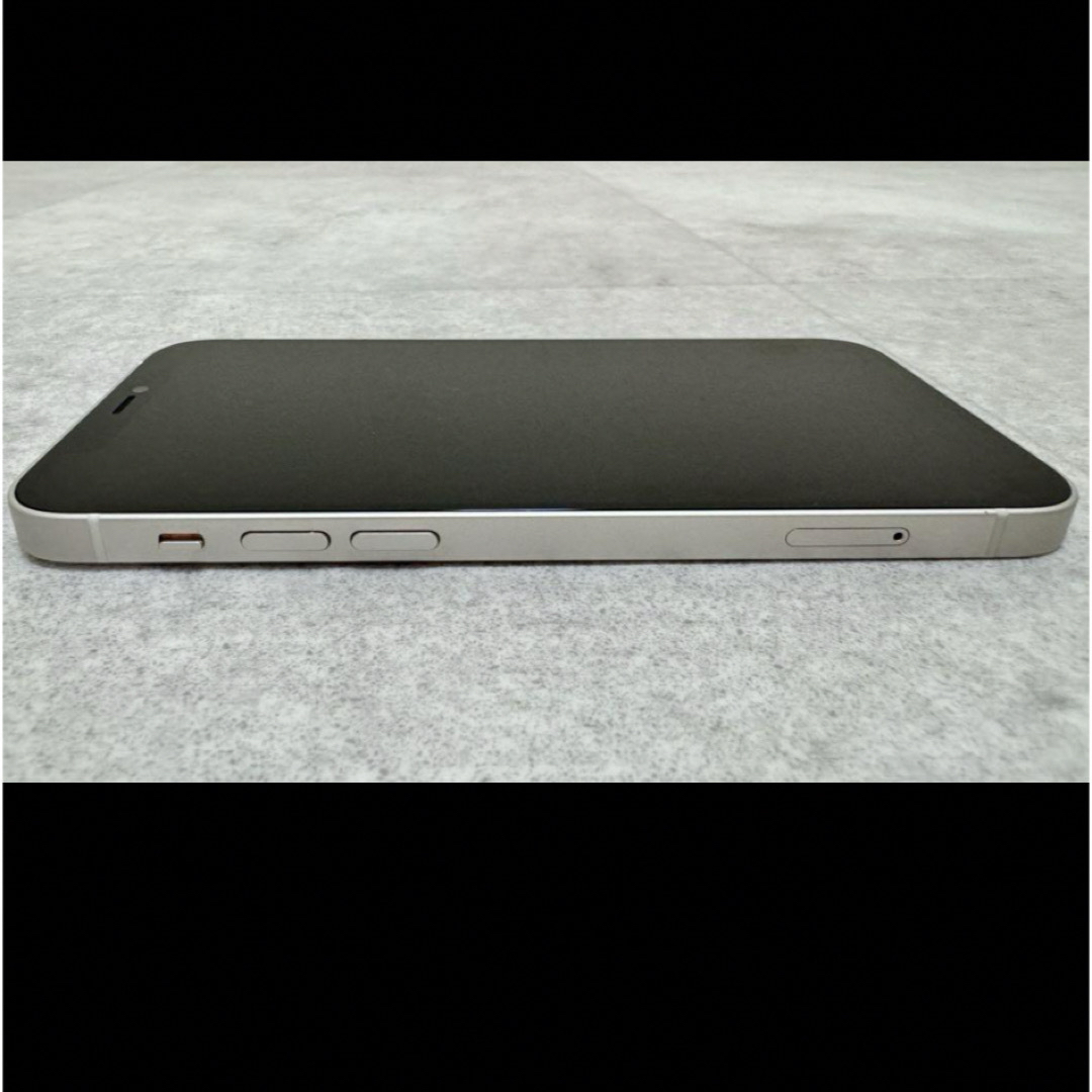 iPhone(アイフォーン)のiPhone12 128G ホワイト スマホ/家電/カメラのスマートフォン/携帯電話(スマートフォン本体)の商品写真
