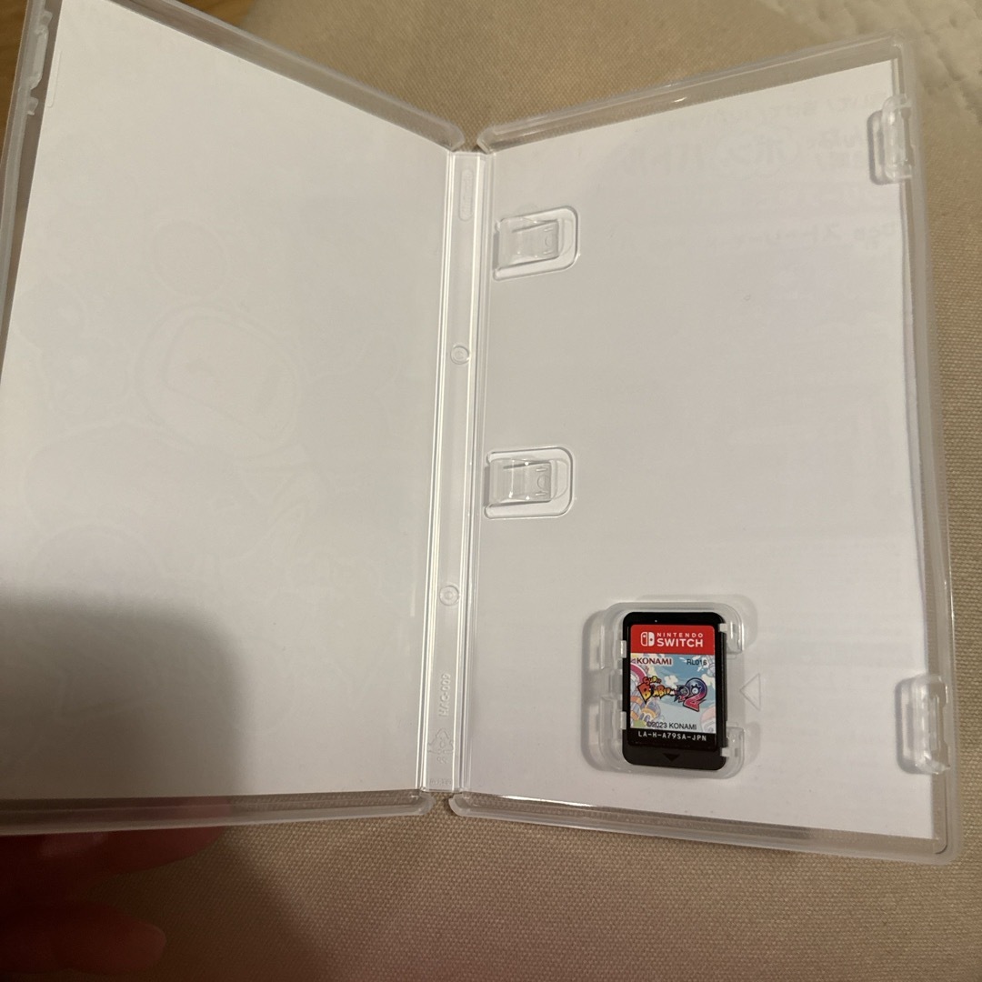 Nintendo Switch(ニンテンドースイッチ)のスーパーボンバーマン R2 エンタメ/ホビーのゲームソフト/ゲーム機本体(家庭用ゲームソフト)の商品写真