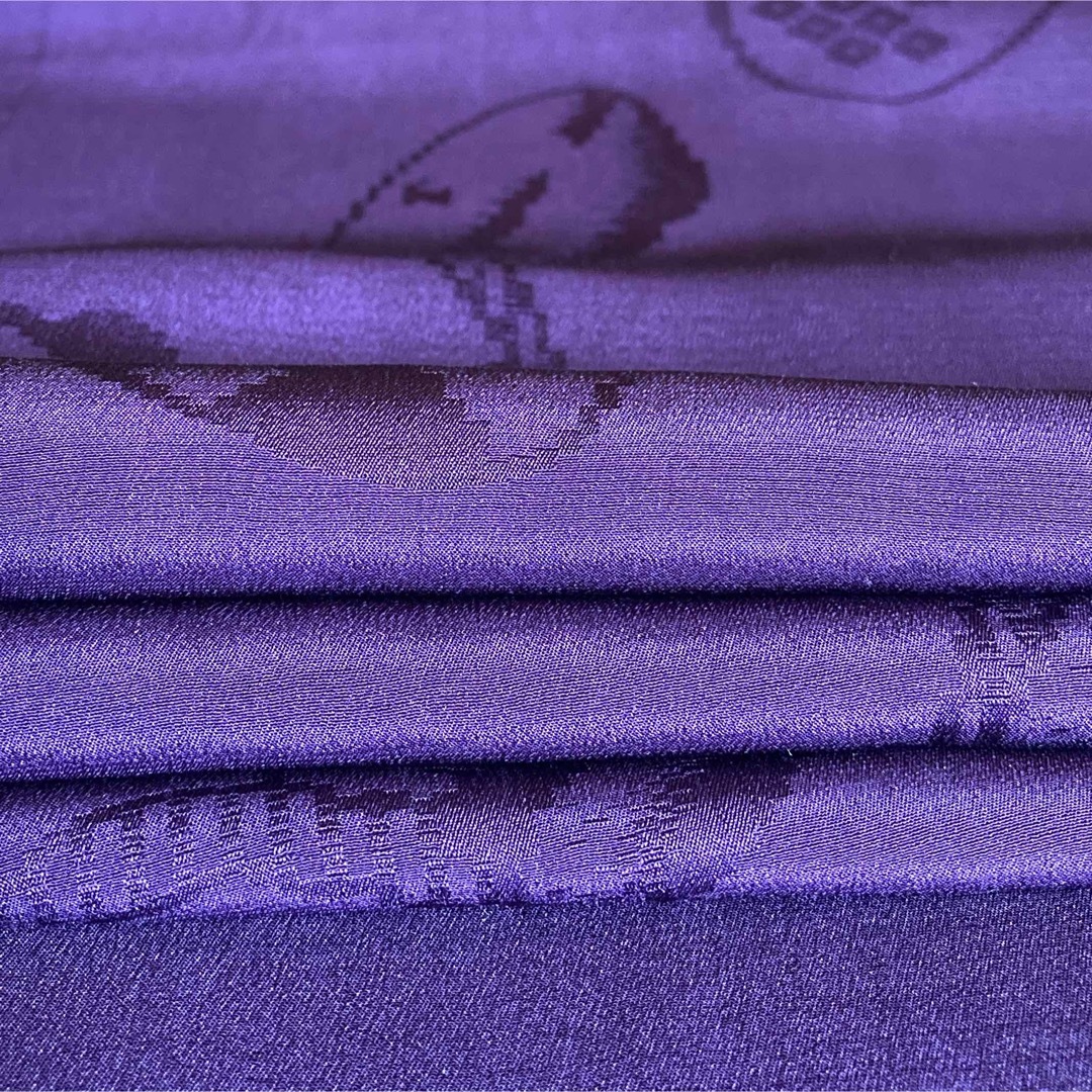 no.3100ｱﾝﾃｨｰｸ紫色🟣素敵細長い生地約24㎝×約1m50㎝  1枚 ハンドメイドの素材/材料(生地/糸)の商品写真