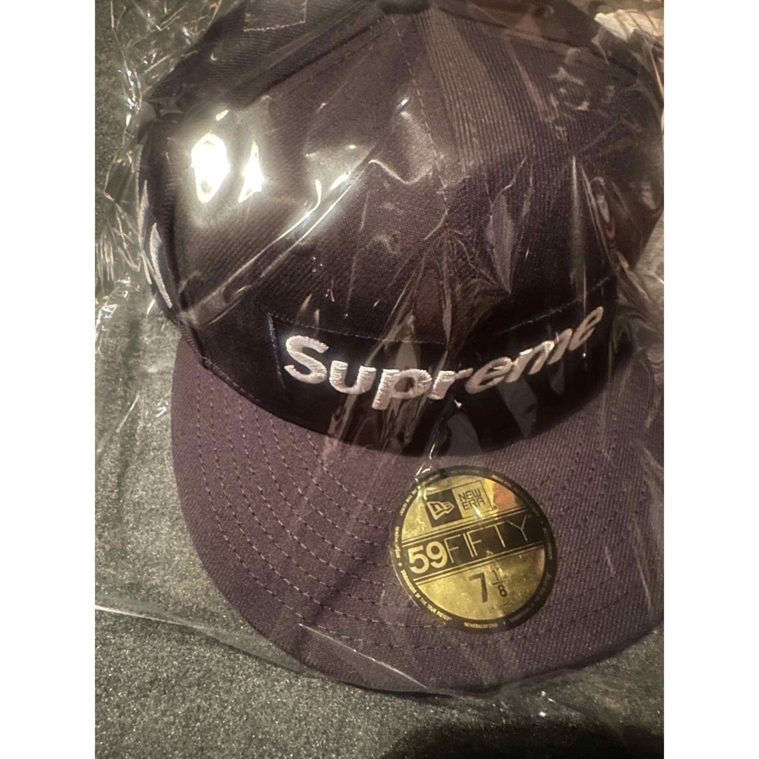 Supreme(シュプリーム)のSupreme MLB Teams Box Logo New Era Navy メンズの帽子(キャップ)の商品写真