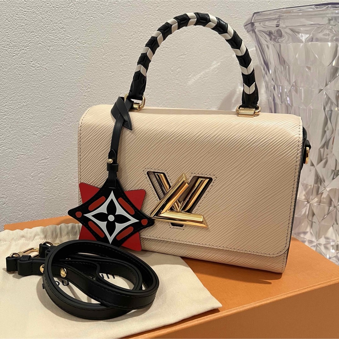 LOUIS VUITTON(ルイヴィトン)のlouisvuitton ルイヴィトン ツイストmm 2021年ss レディースのバッグ(ショルダーバッグ)の商品写真