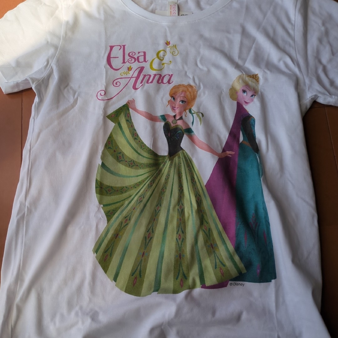 Disney(ディズニー)のディズニー アナと雪の女王 Tシャツ スモールプラネット レディースのトップス(Tシャツ(半袖/袖なし))の商品写真