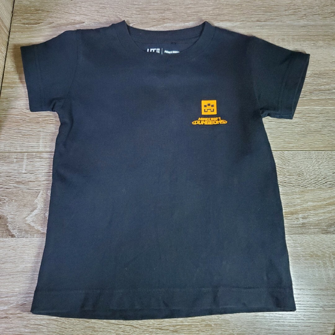 UNIQLO(ユニクロ)のユニクロ　マイクラ　Tシャツ　100 キッズ　UNIQLO　マインクラフト キッズ/ベビー/マタニティのキッズ服男の子用(90cm~)(Tシャツ/カットソー)の商品写真