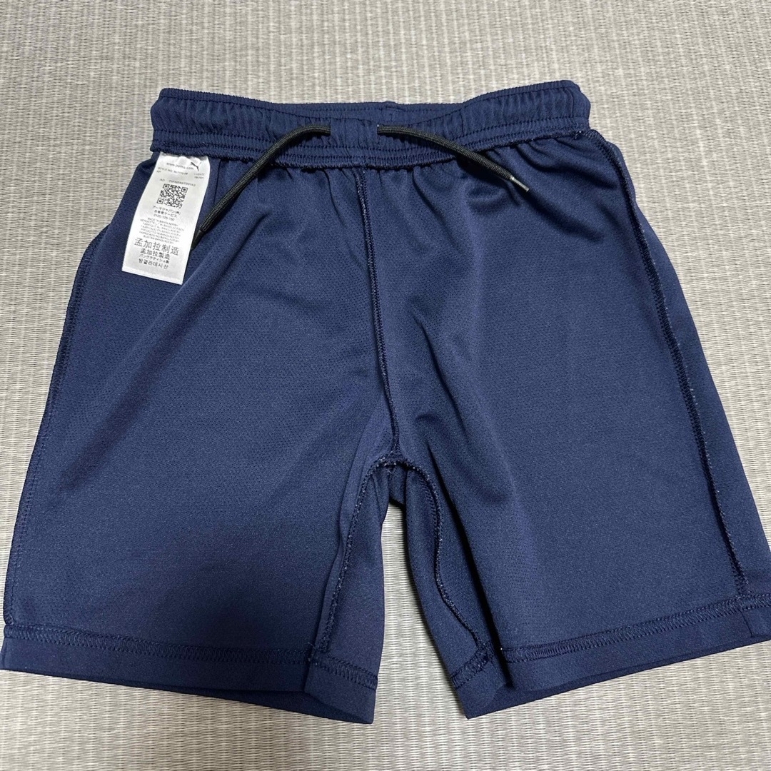 PUMA(プーマ)のプーマ　ハーフパンツ　130 キッズ/ベビー/マタニティのキッズ服男の子用(90cm~)(パンツ/スパッツ)の商品写真