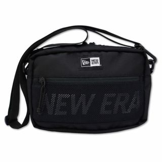 ニューエラー(NEW ERA)のニューエラ ショルダーポーチ ラージ 2L プリントロゴ(ショルダーバッグ)