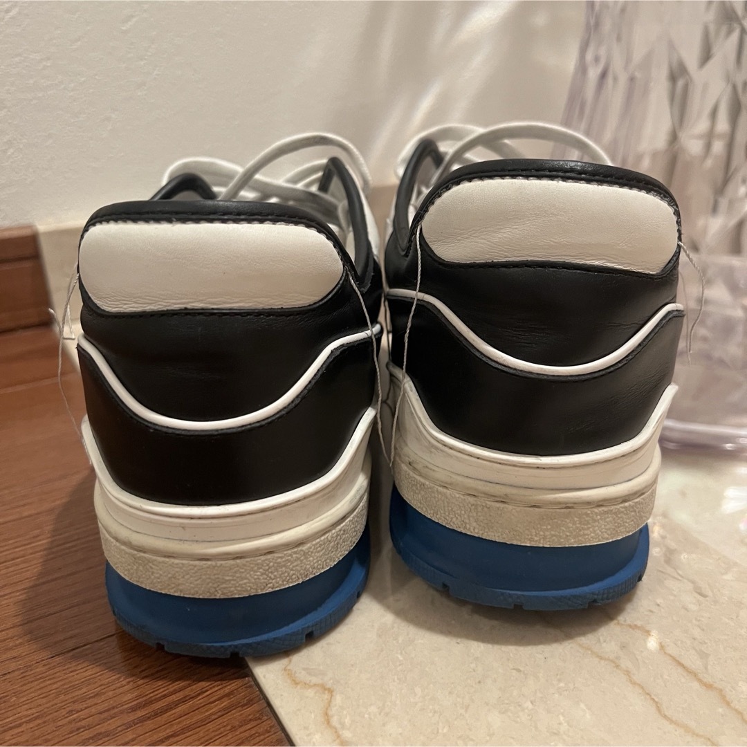 LOUIS VUITTON - louisvuitton ルイヴィトン スニーカー LV LOUIS VUITTON - louisvuitton ルイヴィトン スニーカー LV