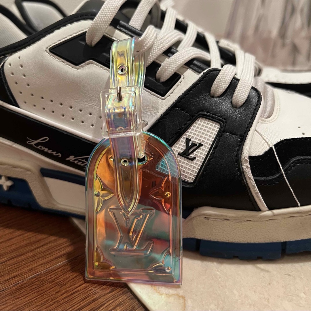 LOUIS VUITTON - louisvuitton ルイヴィトン スニーカー LV LOUIS VUITTON - louisvuitton ルイヴィトン スニーカー LV