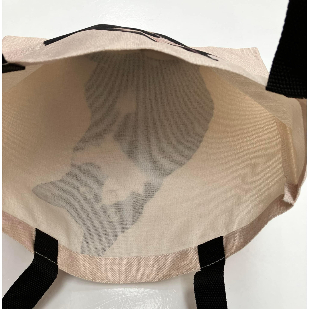 猫 ハチワレ エコ トート バック 軽量 大容量 通勤通学 デイリー シンプル レディースのバッグ(トートバッグ)の商品写真