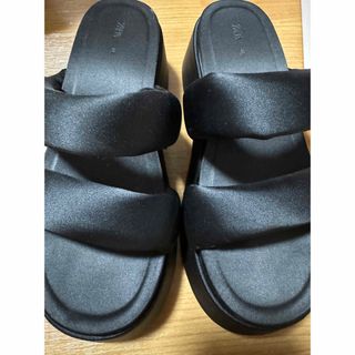 ザラ(ZARA)のZARA サンダル　36(サンダル)