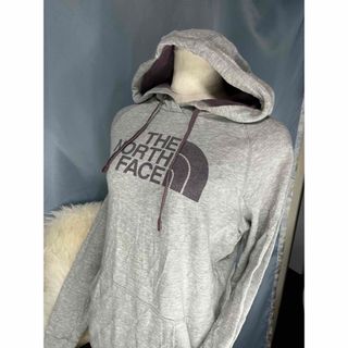 ザノースフェイス(THE NORTH FACE)の#買い得#THE NORTH FACE スエットのパーカーでフードの裏地は茶色(パーカー)