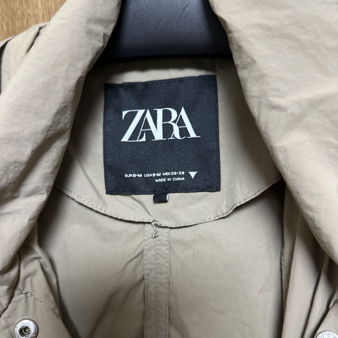 ZARA(ザラ)の美品　ZARA ザラ 撥水加工　コート　レインコート　フリーサイズ レディースのファッション小物(レインコート)の商品写真