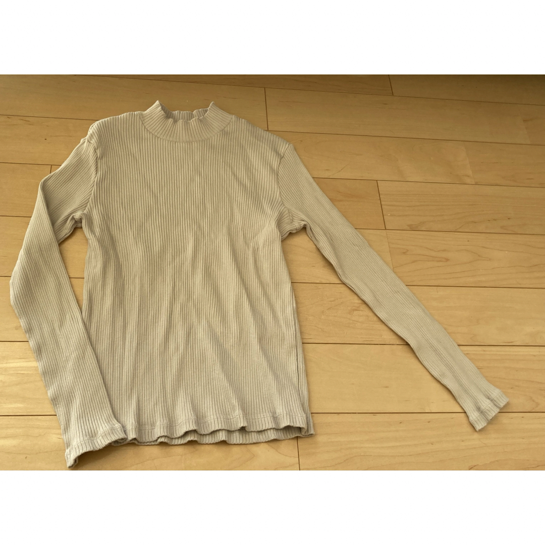 UNIQLO(ユニクロ)のUNIQLO トップス レディースのトップス(Tシャツ(長袖/七分))の商品写真