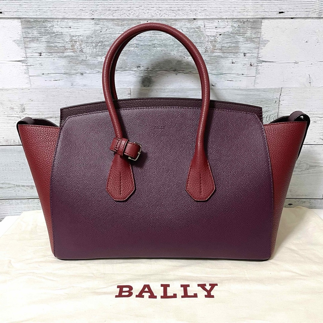 Bally(バリー)の【未使用級】BALLY  ハンドバッグ  SOMMET  ミディアム  レザー レディースのバッグ(ハンドバッグ)の商品写真